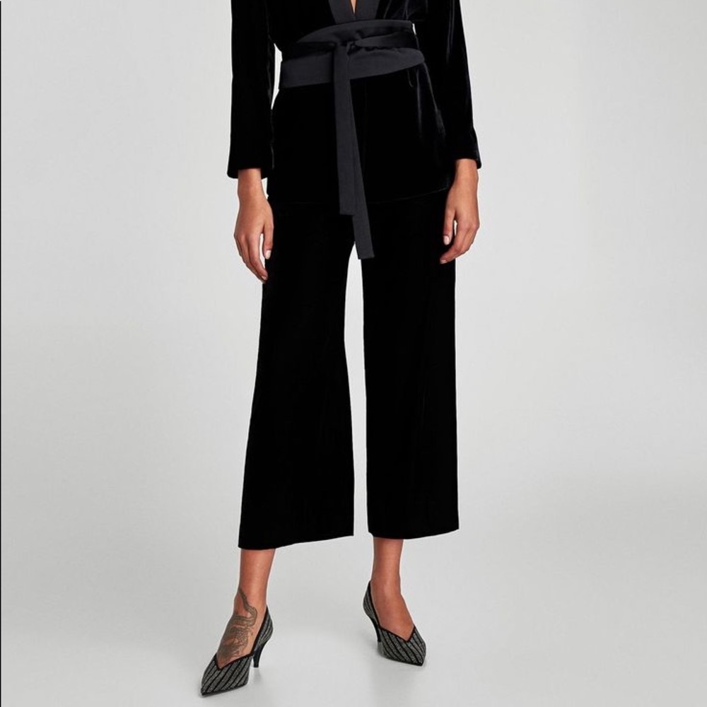 NWT Zara Black Velvet Culottes